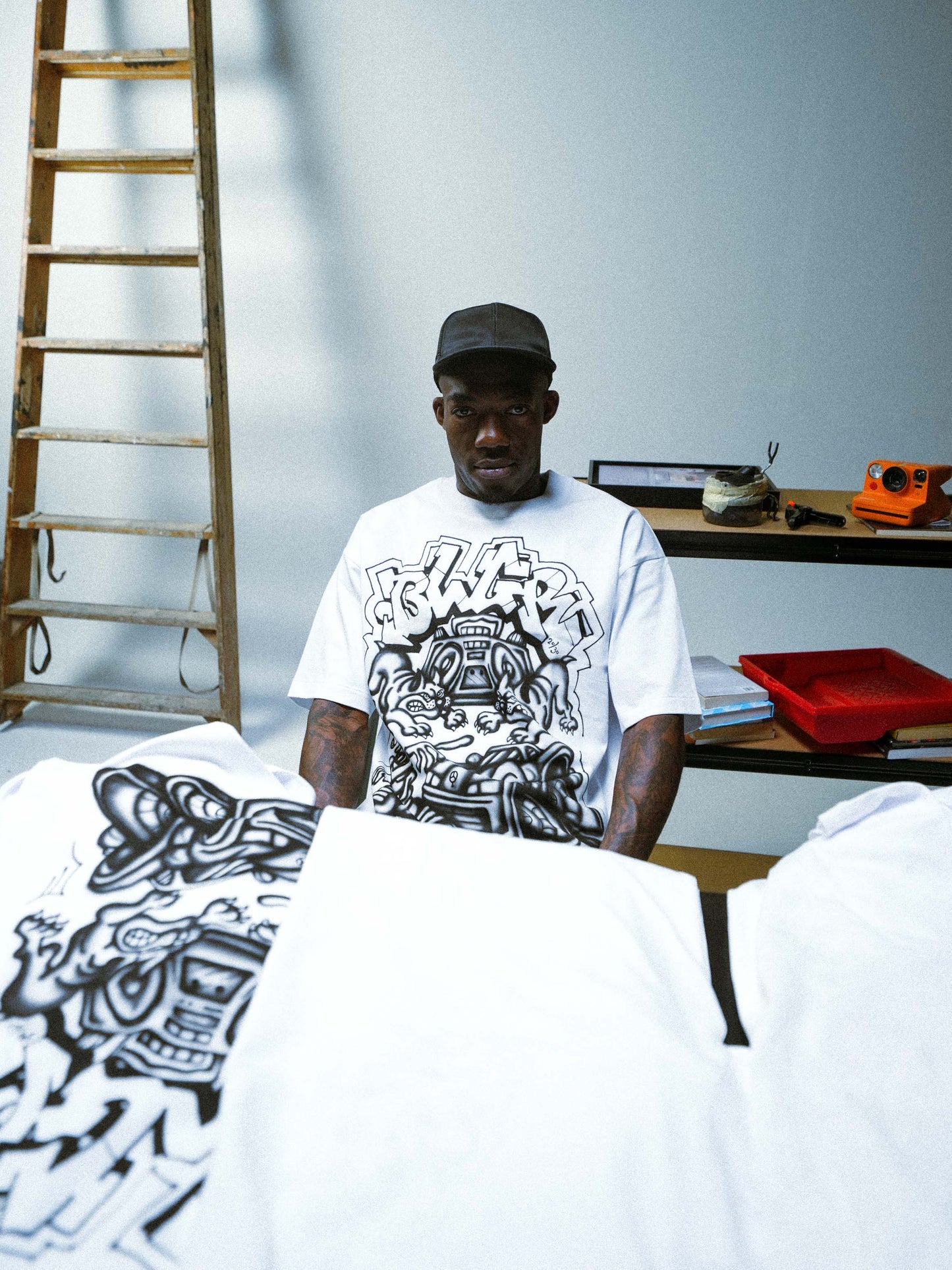 BLGR STREET BLASTERS TEE (1/30) [WHITE]